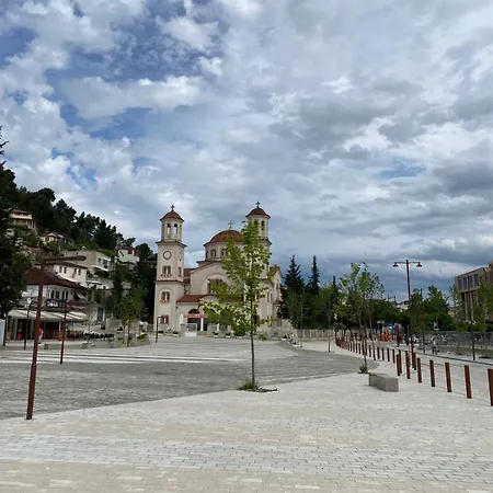 Haznedari-city Center 4* Berat