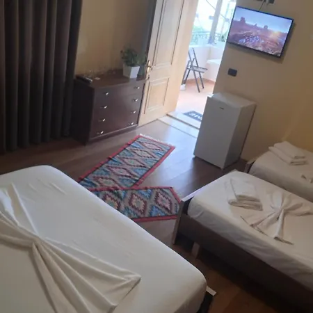 Haznedari-city Center Pensionat Berat