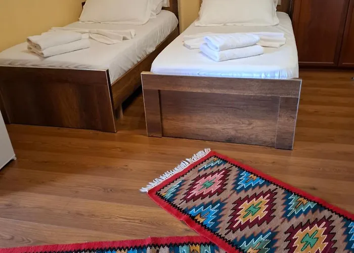Haznedari-city Center Konukevi 4*